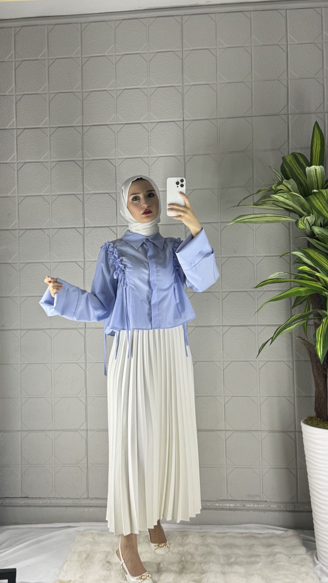 Büzgülü Model Gömlek - Mavi