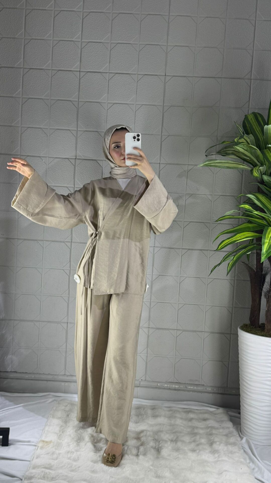 Bağlamalı Model Pantolonlu Takım - Bej