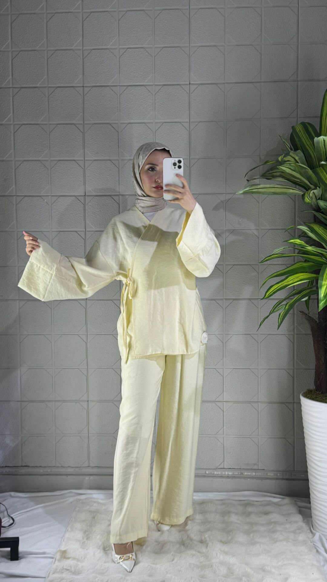 Bağlamalı Model Pantolonlu Takım - Sarı