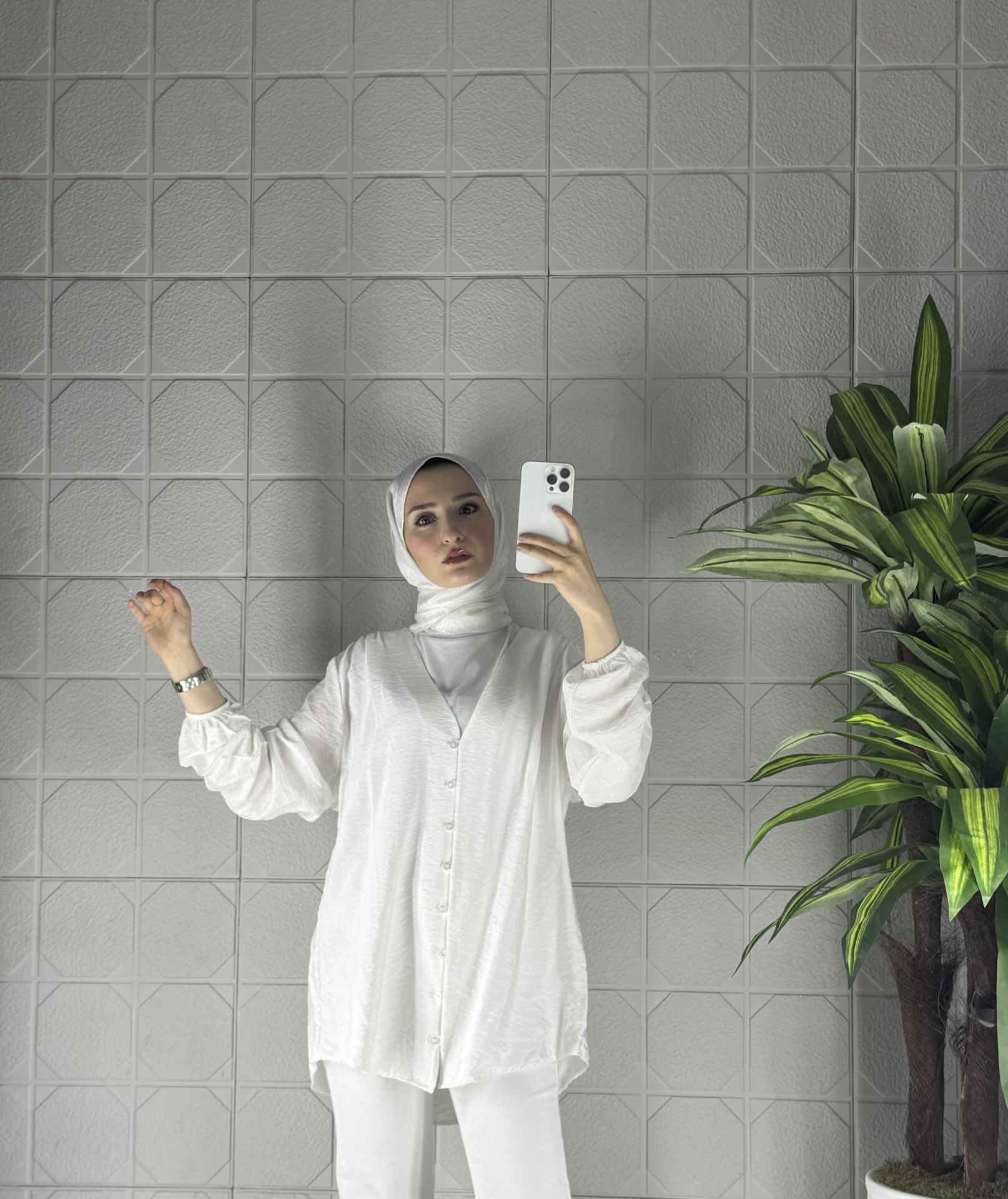 Biritli Model Tunik Gömlek - Beyaz